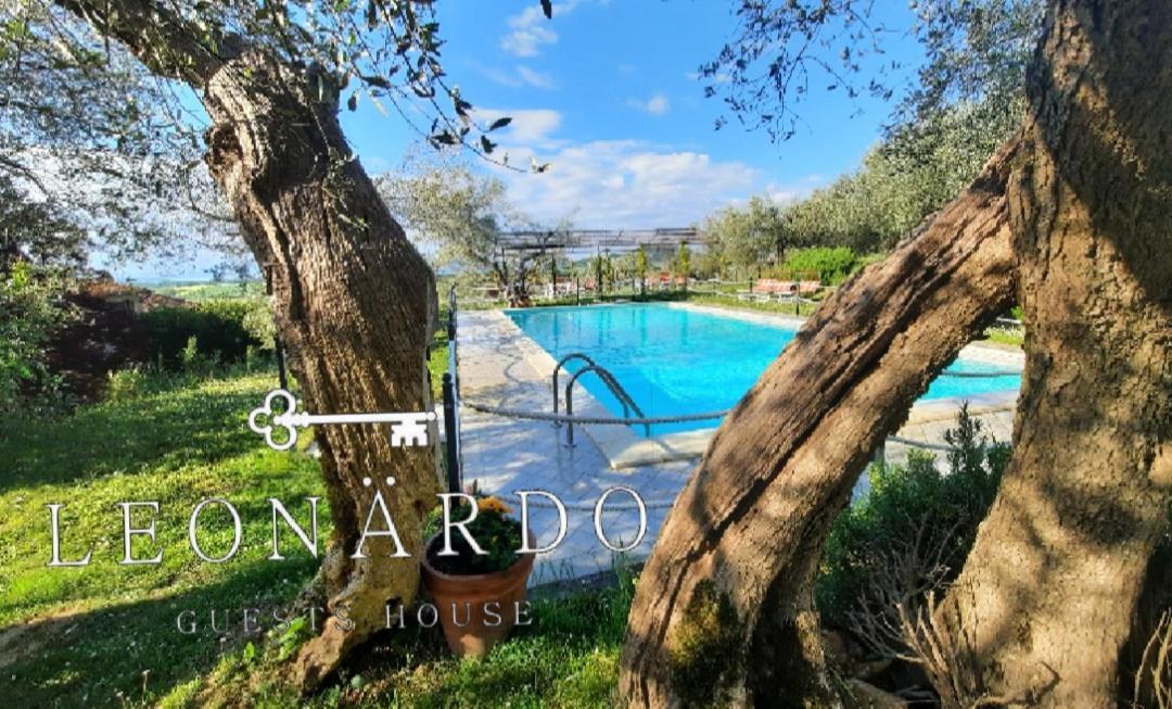 شقة Leonaerdo Guests House بانيكالي المظهر الخارجي الصورة