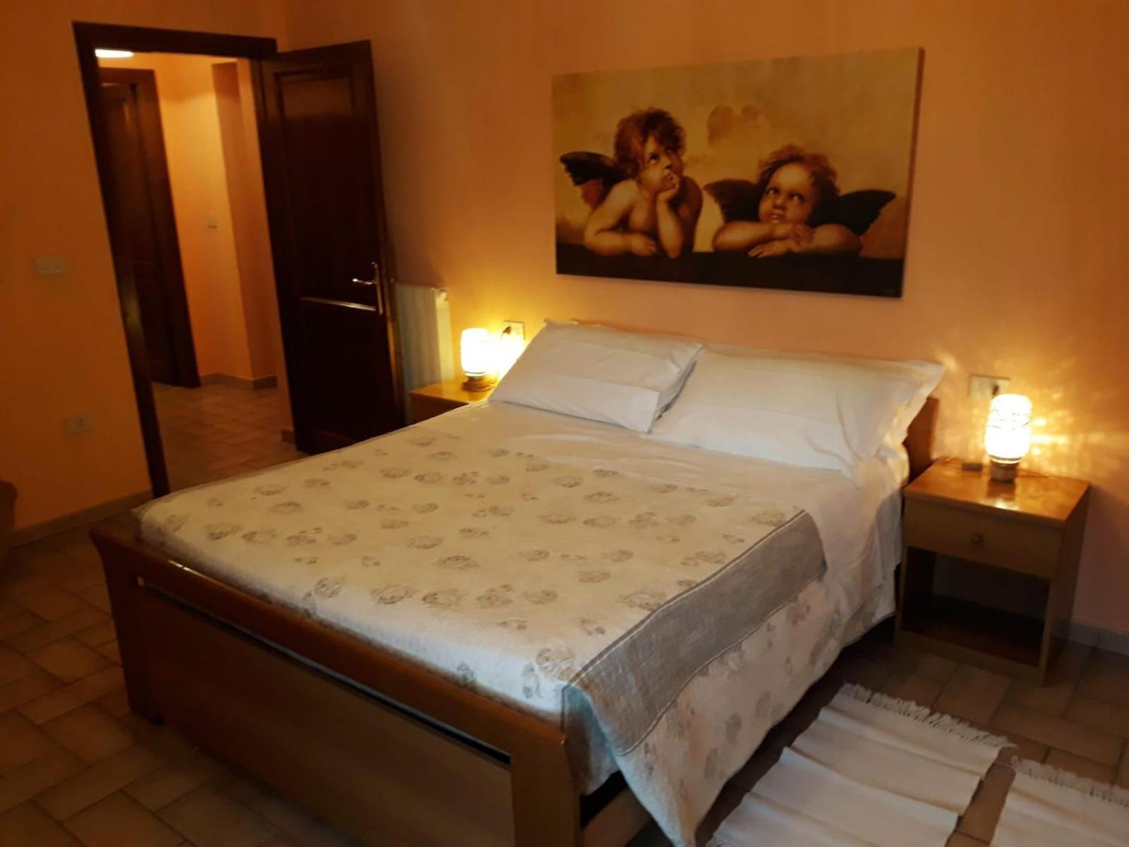 شقة Leonaerdo Guests House بانيكالي الغرفة الصورة